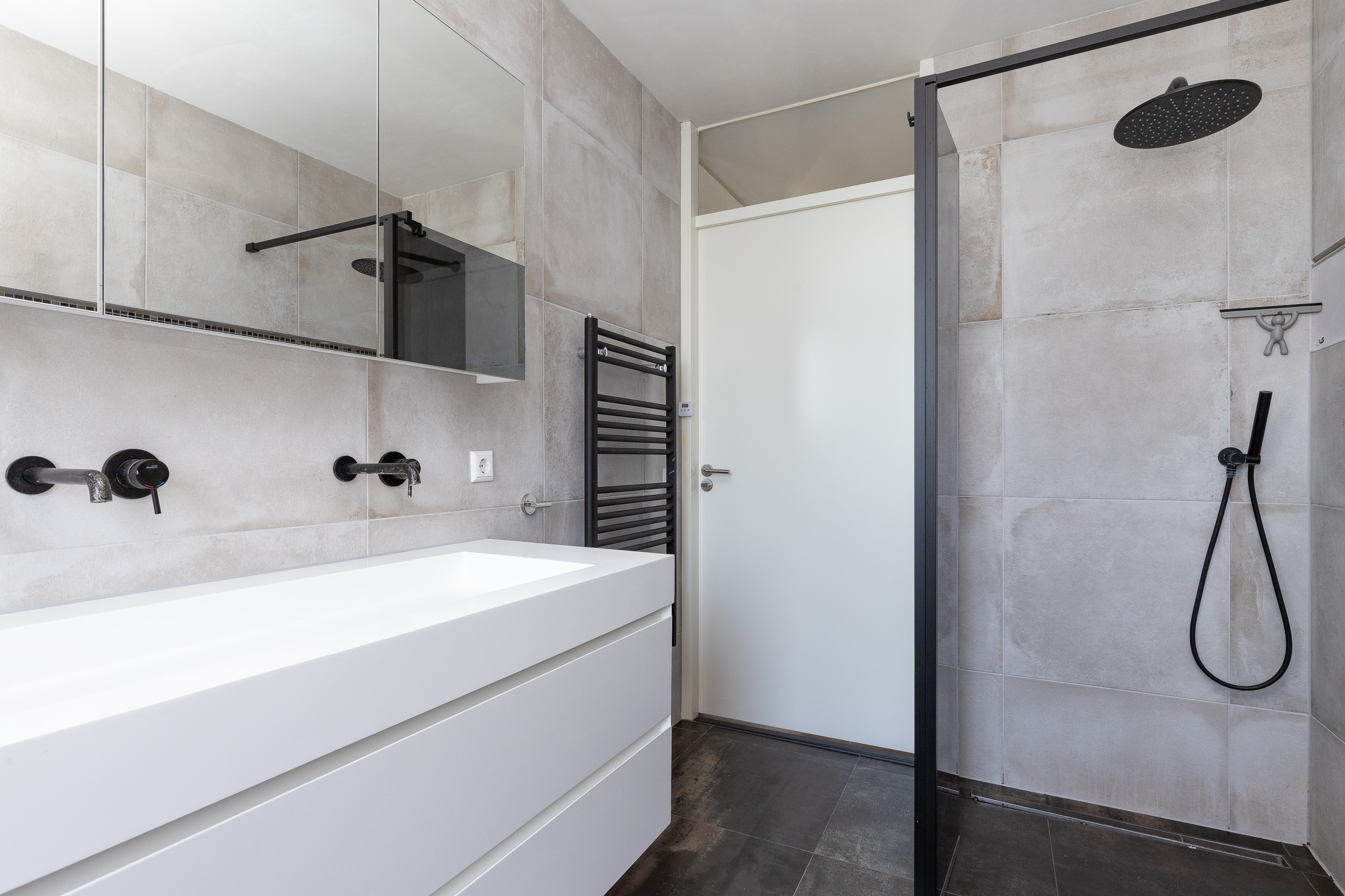 Noordvaarder 23 , 2134 XZ Hoofddorp 22